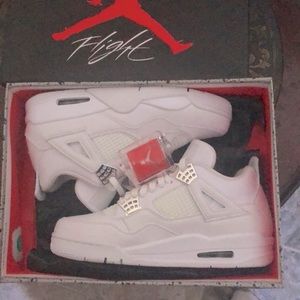 Jordan Pure money 4s size 9.5